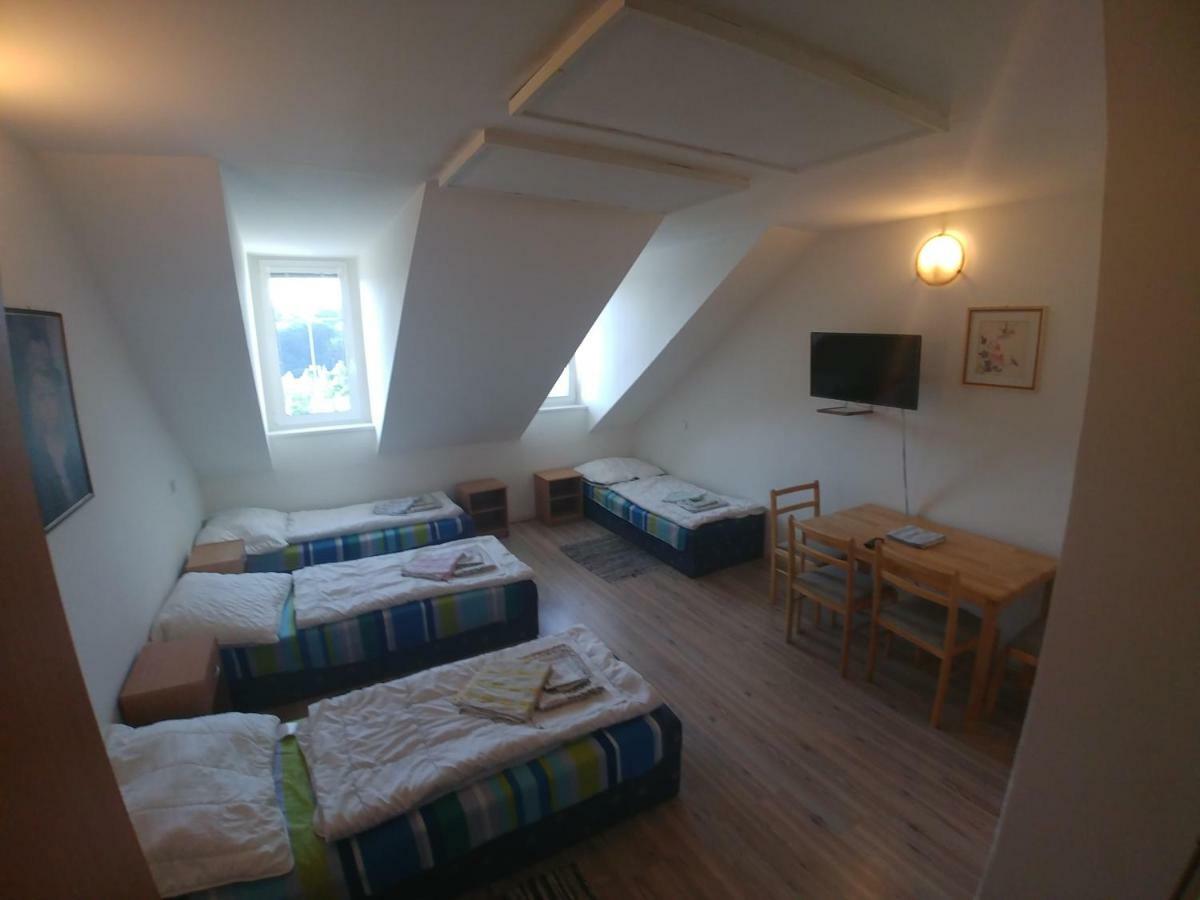 Kv Apartmans Varsavska Карловы Вары Экстерьер фото